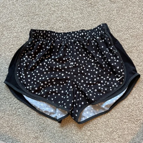 Women’s Nike Dri-Fit Running Shorts Bundle of 4 Shorts - Picture 6 of 9